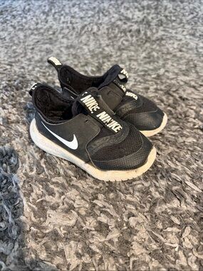 Nike Kids Black and White Slip-On Sneakers